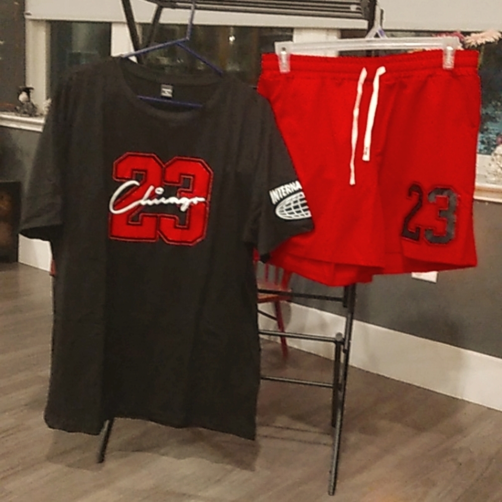 Brand new men's Chicago set